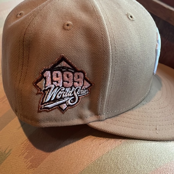 NEW NY Yankees Camel & pink baseball cap - size 7.5 - Picture 5 of 13